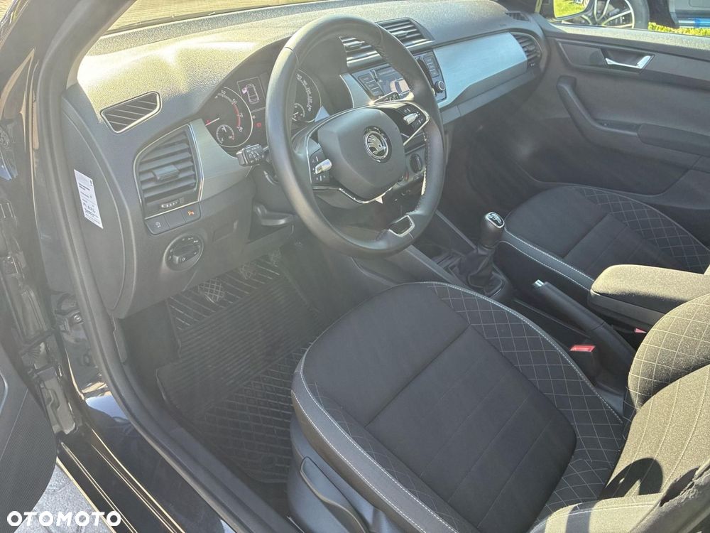 Skoda Fabia - 10