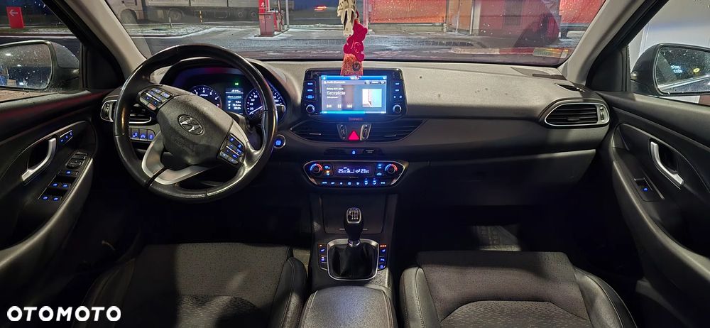 Hyundai i30 1.4 T-GDI Premiere Luxury - 10