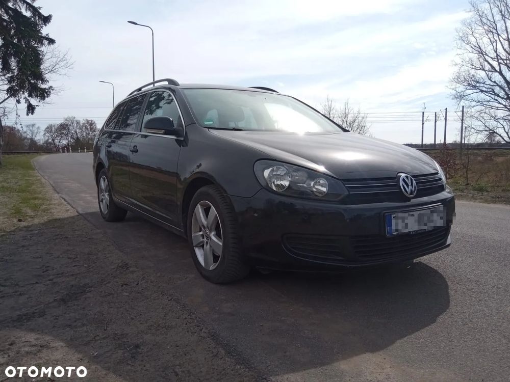 Volkswagen Golf 1.6 BlueTDI Comfortline - 2