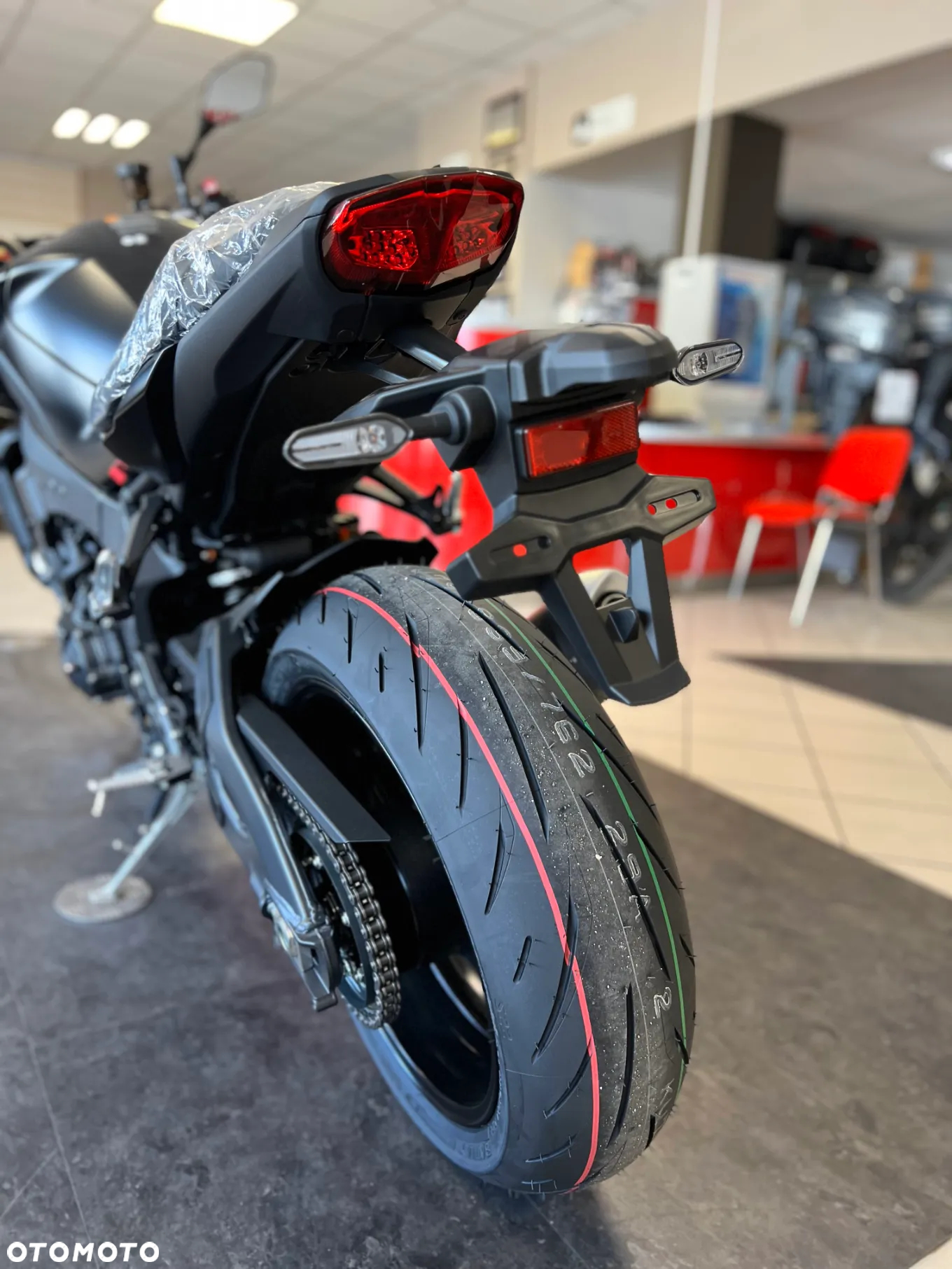 Yamaha MT - 17