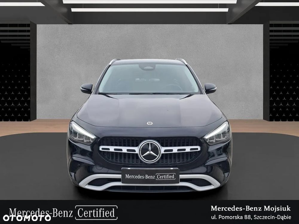 Mercedes-Benz GLA 200 d - 3