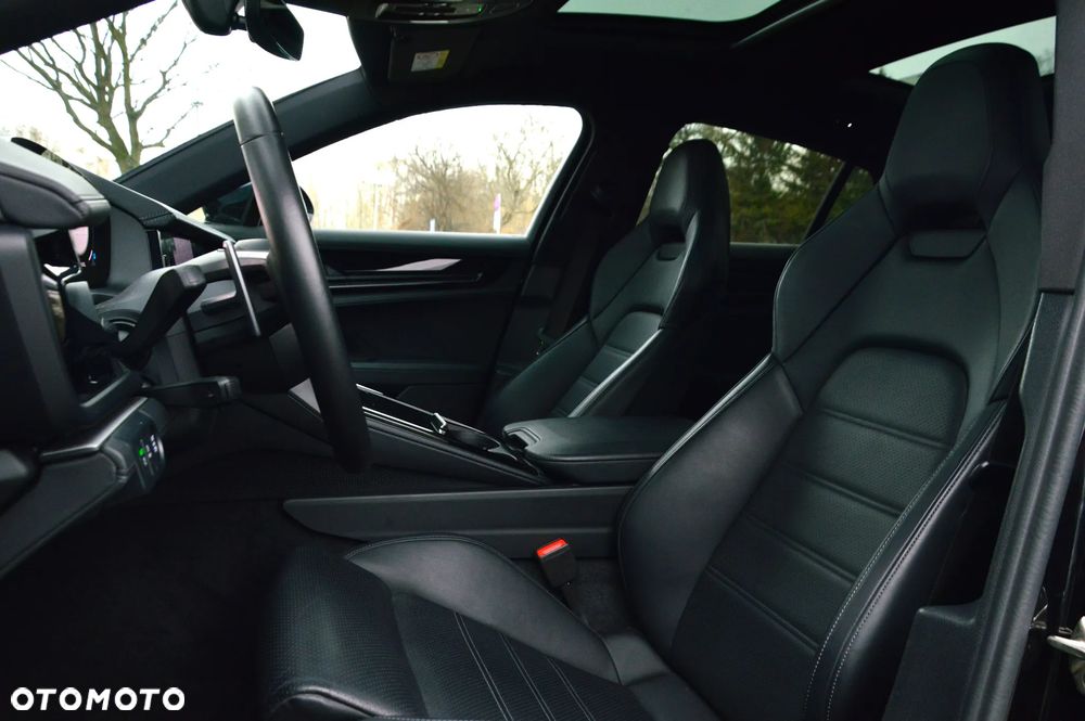 Porsche Panamera 4 - 16