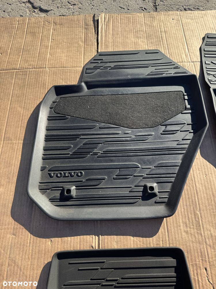 Oryginalne dywaniki volvo v60,s60  2010 do 2017 - 3