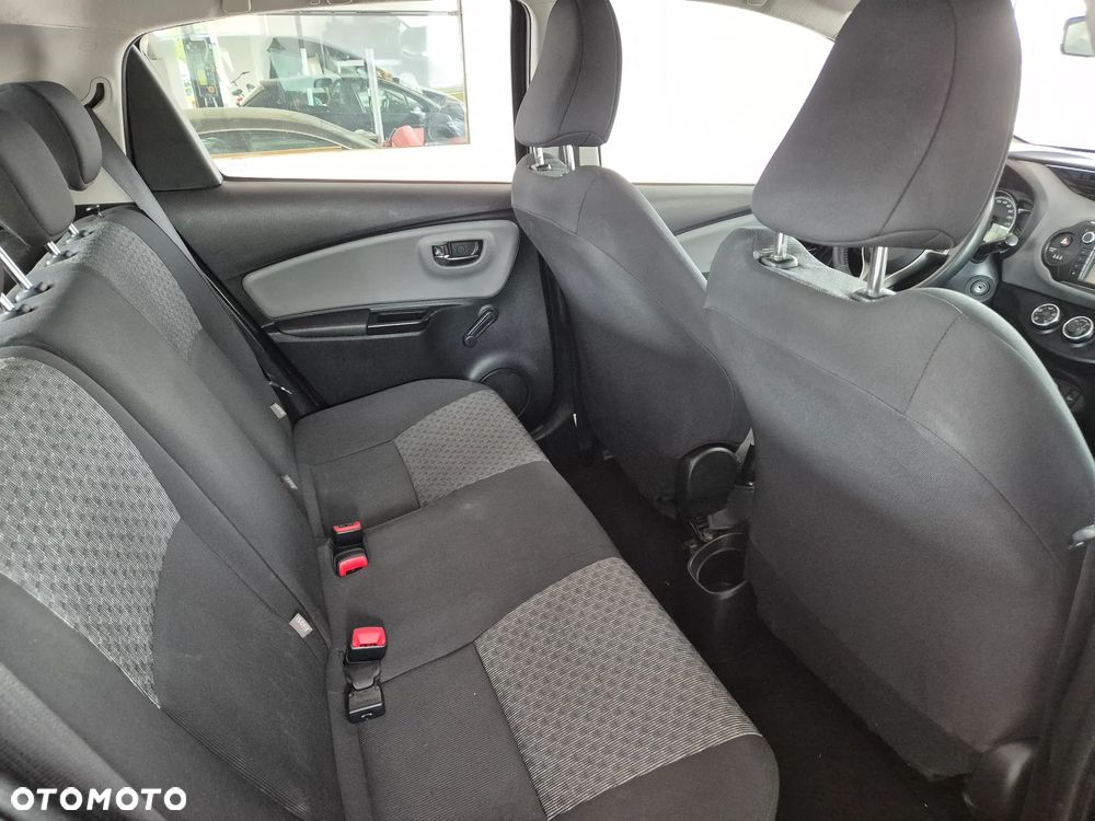 Toyota Yaris - 11