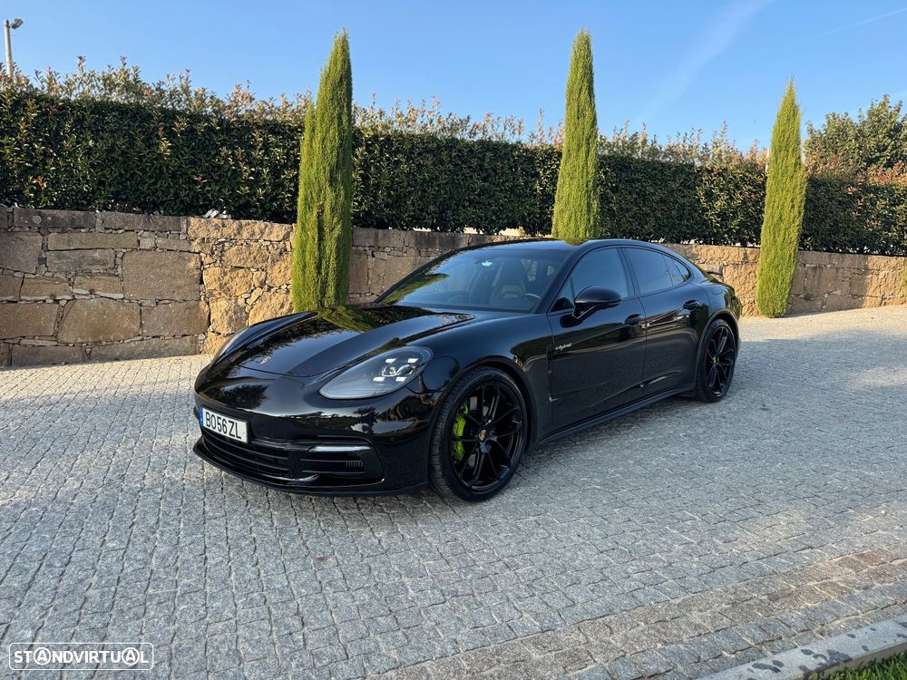 Porsche Panamera 4 E-Hybrid - 6