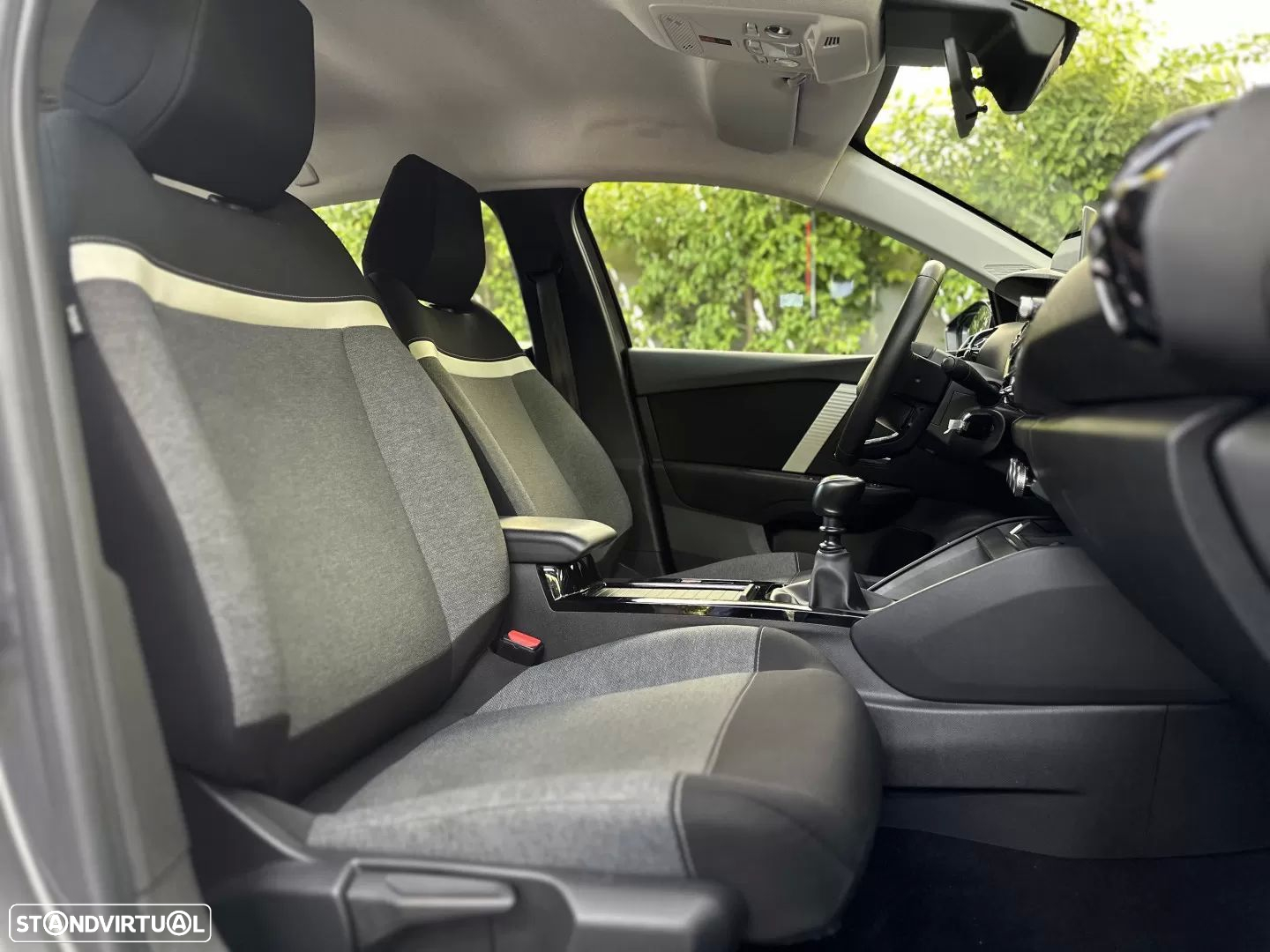 Citroën C4 1.2 PureTech Feel - 17