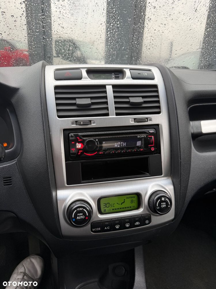 Kia Sportage 2.0 Expedition + - 21