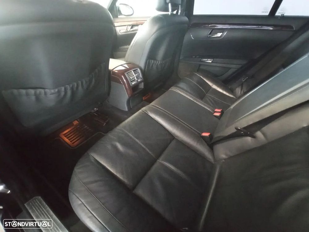 Mercedes-Benz S 320 2009 photo 4
