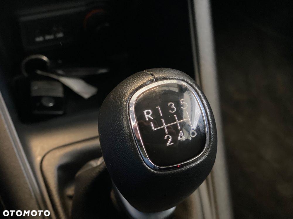 Kia Venga 1.6 CRDi XL - 26