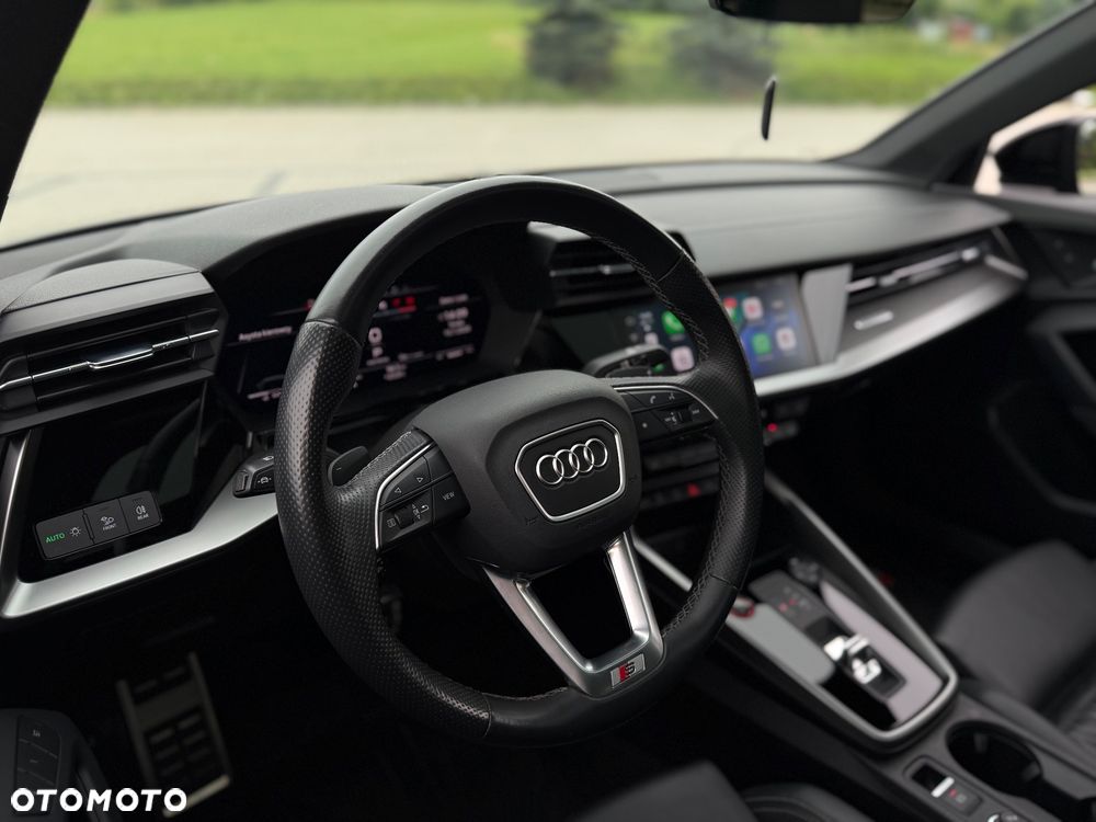 Audi S3 S tronic - 19