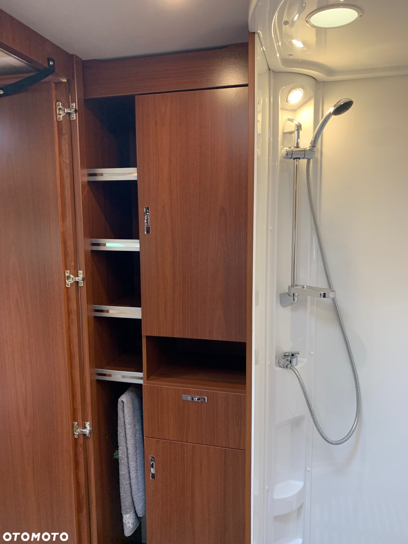 Tabbert Cellini 750 HTD Slide-out (rozsuwany bok) - 23