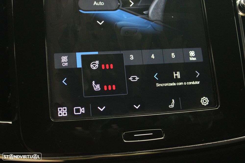 Volvo XC 40 Recharge Twin Plus - 24