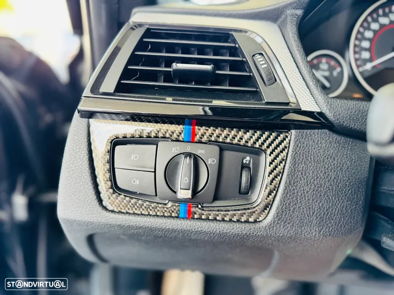 BMW 320 d Auto Pack M - 33