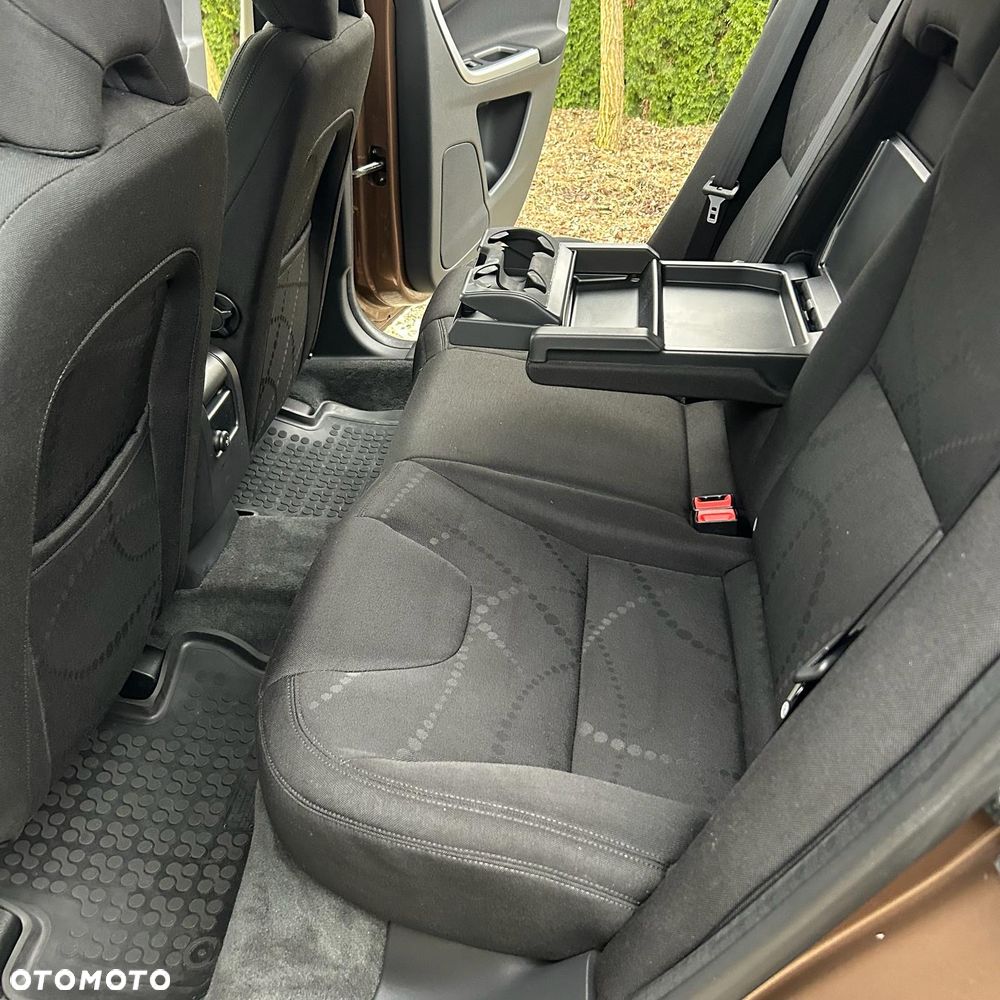 Volvo XC 60 D3 AWD Kinetic - 12