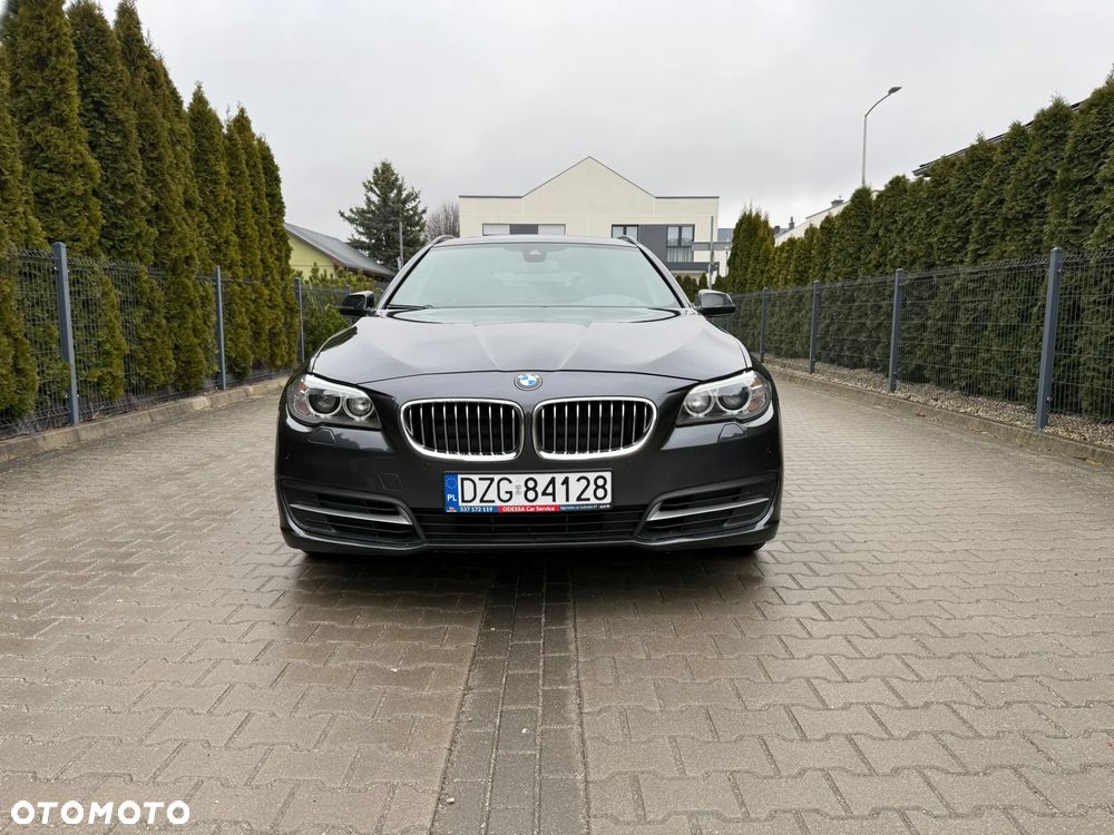 BMW Seria 5 530d xDrive Sport-Aut Luxury Line - 1