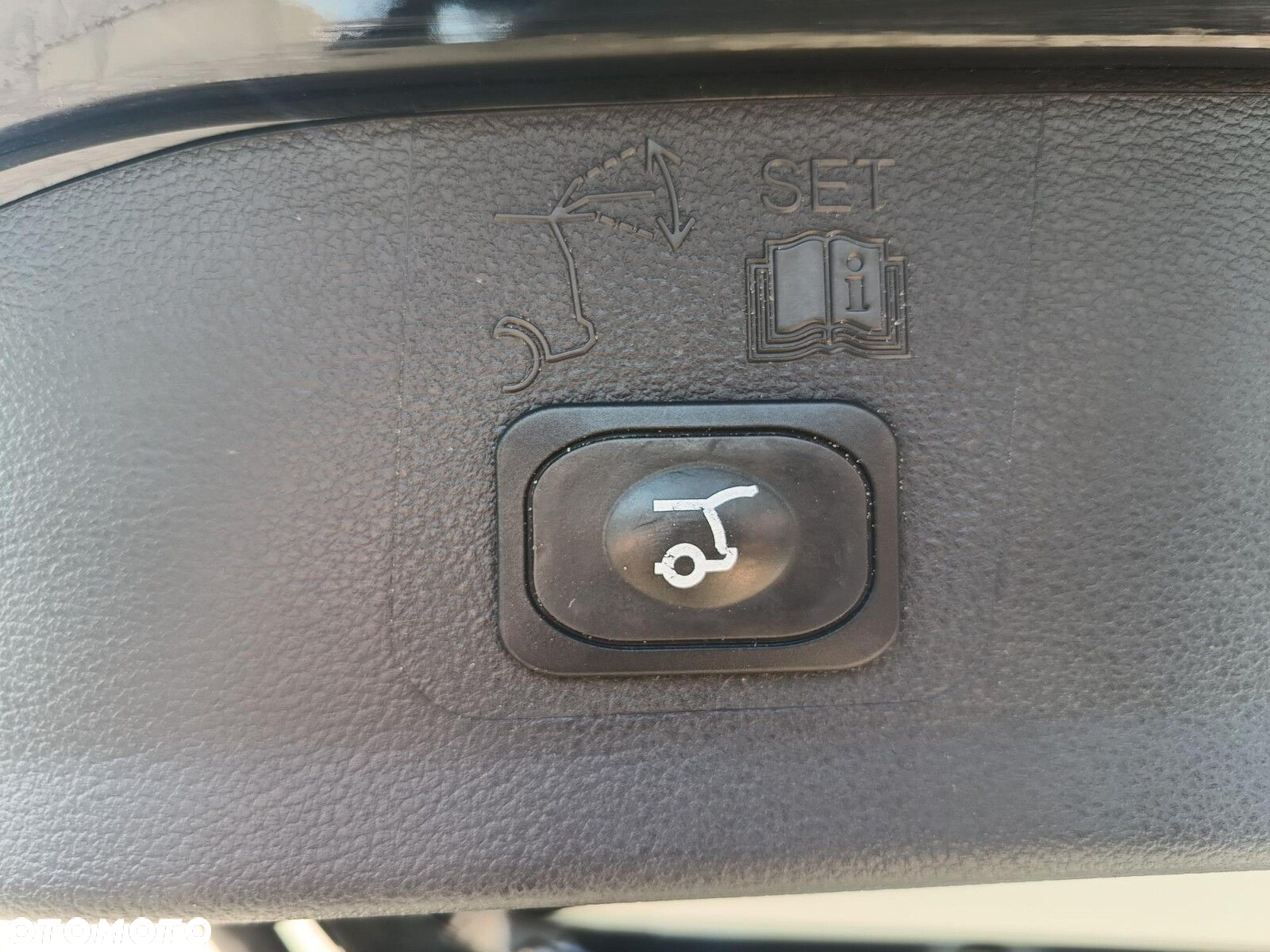 Ford Kuga 1.5 EcoBoost FWD Edition ASS MMT6 - 33