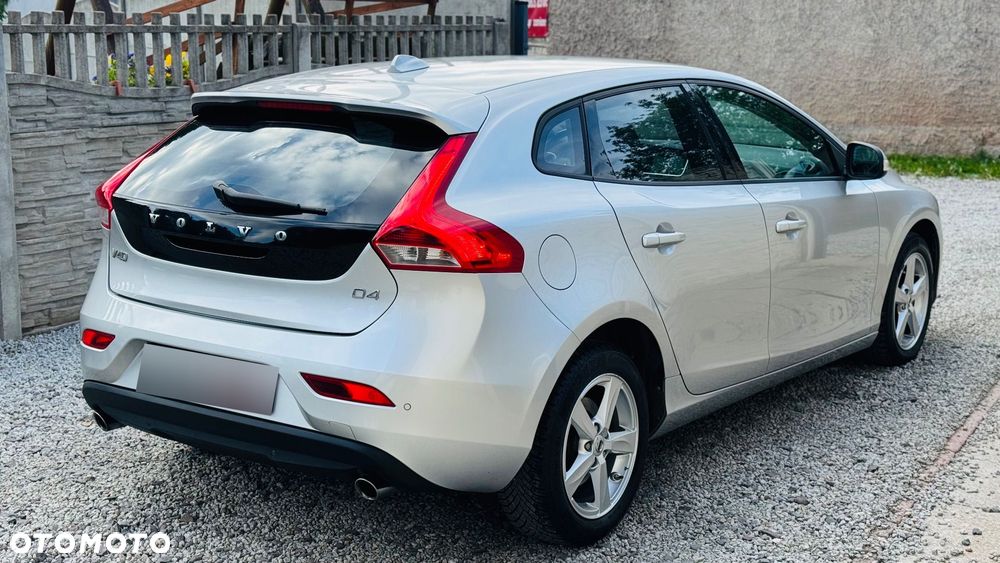 Volvo V40 D4 Inscription - 20