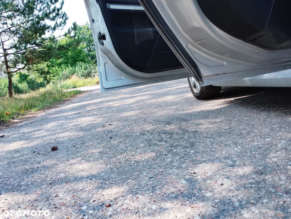 Opel Vectra 2.0 T Sport - 12