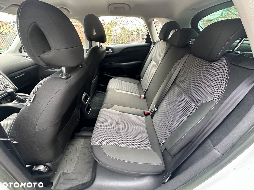 Citroën C4 1.6 VTi Exclusive - 16