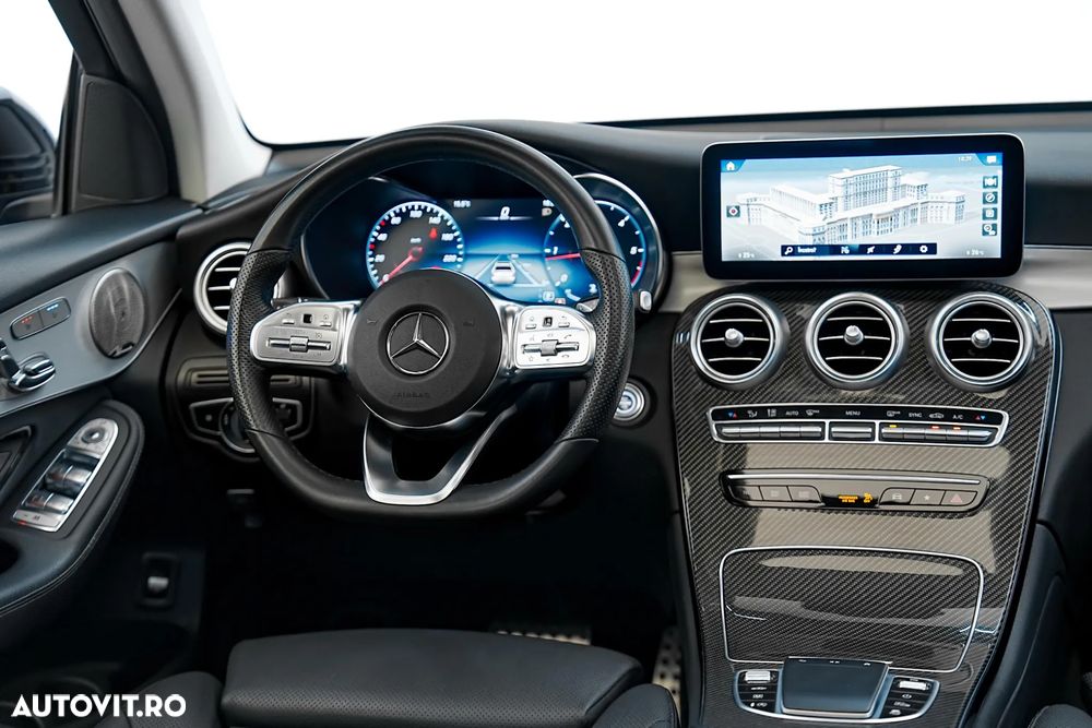 Mercedes-Benz GLC 220 d 4MATIC 9G-TRONIC AMG Line Plus - 32