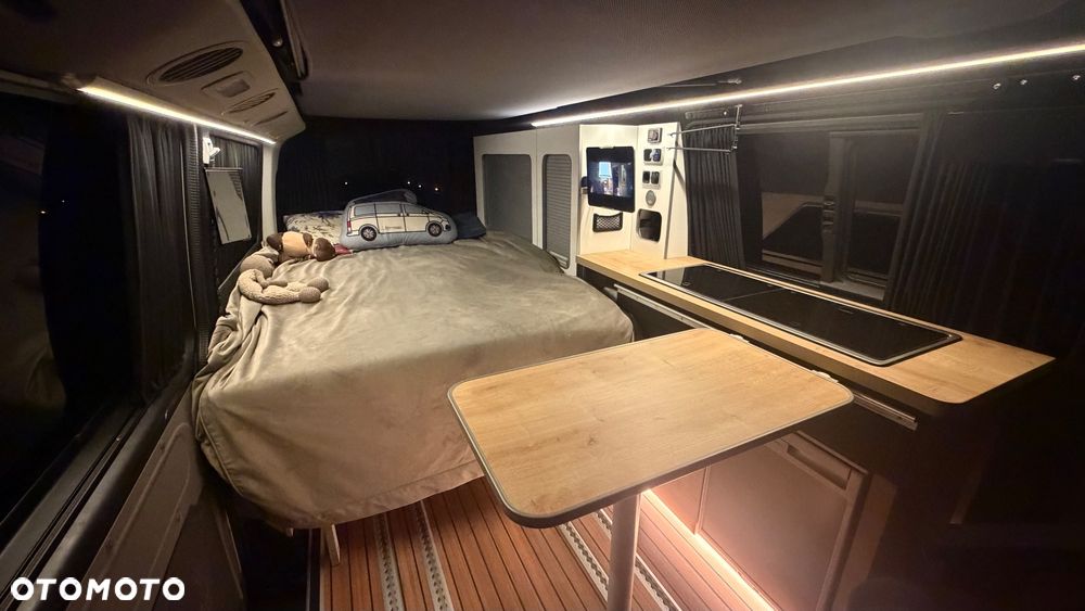 Volkswagen T6.1 - 37