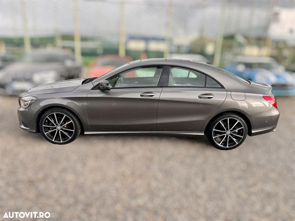 Mercedes-Benz CLA 200 d Shooting Brake 7G-DCT AMG Line - 2