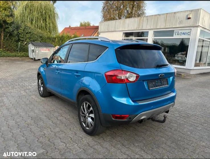 Ford Kuga 2.0 TDCi 4x4 Titanium - 28