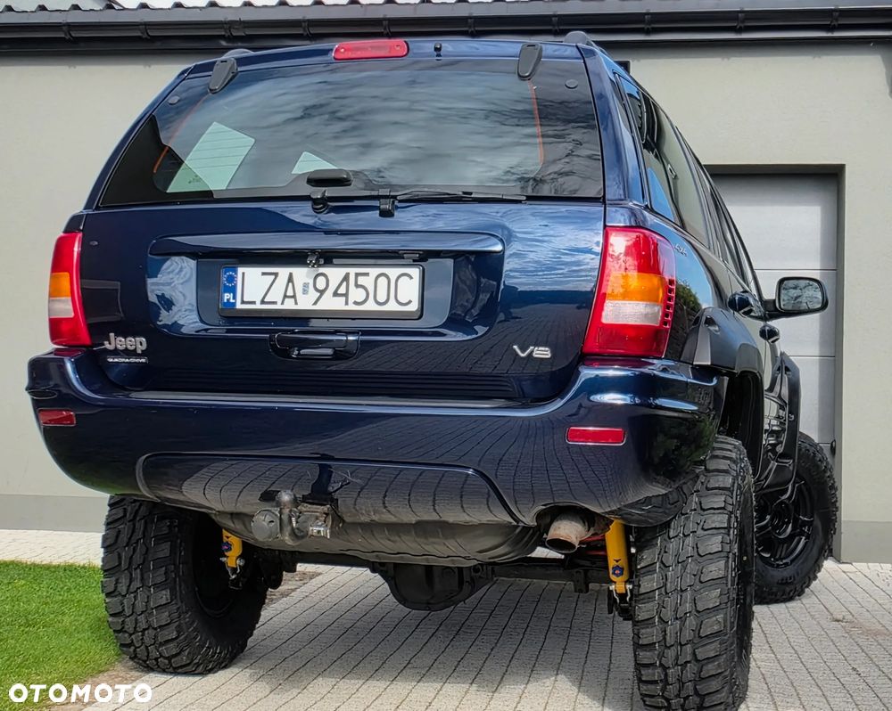Jeep Grand Cherokee - 25