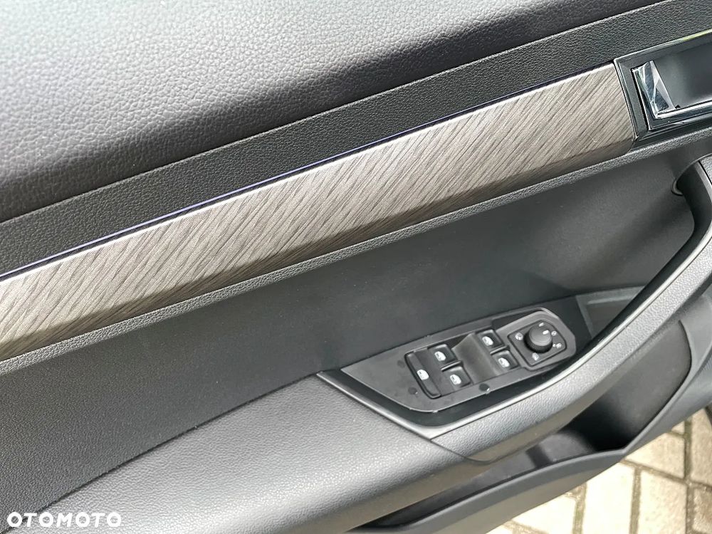 Skoda Karoq 1.5 TSI ACT 4x2 Style DSG - 10