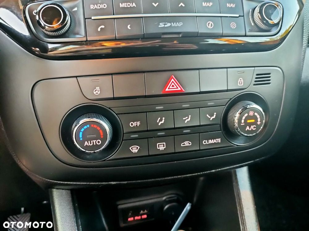 Kia Venga - 26