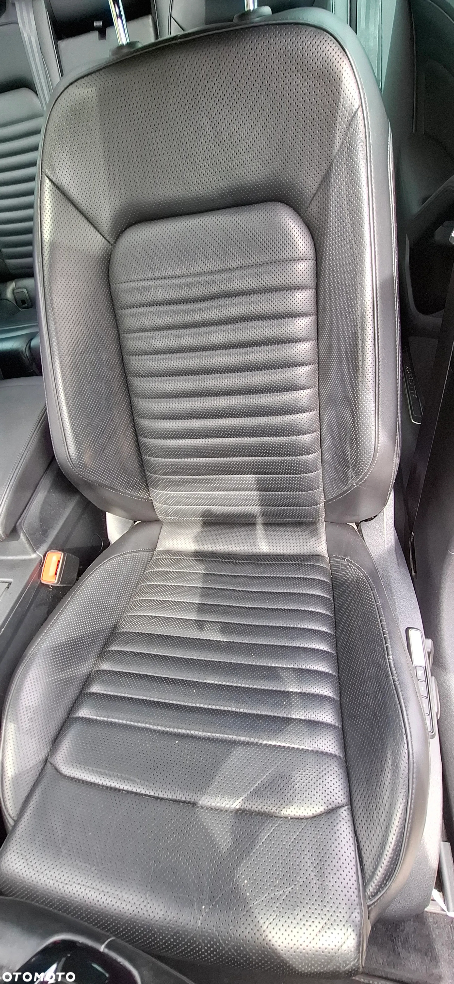 Volkswagen Passat 2.0 TDI Bi-Turbo BMT 4Mot Highline DSG - 19