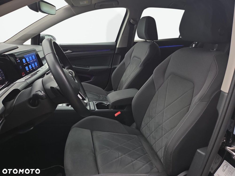 Volkswagen Golf 1.5 eTSI EVO Style DSG - 12