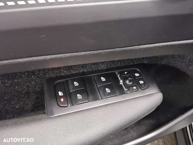 Volvo XC 40 - 9