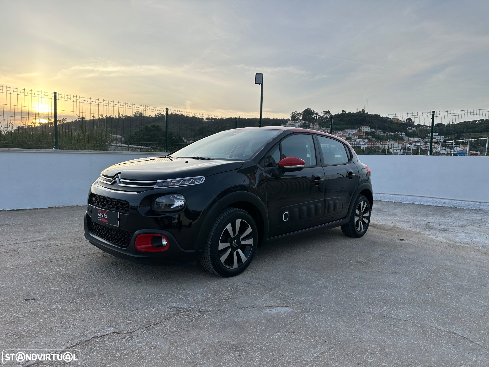 Citroën C3 1.2 PureTech Shine - 34