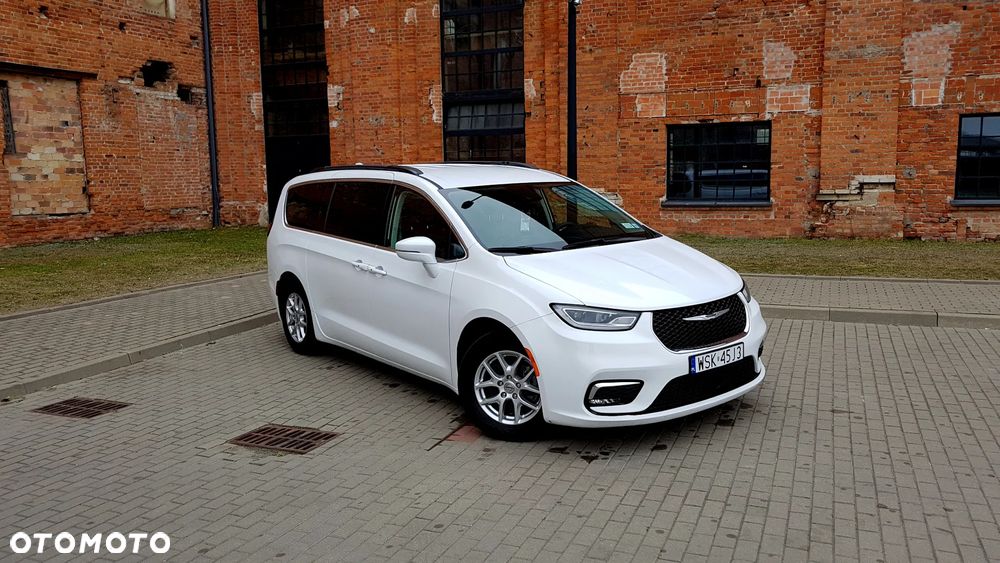 Chrysler Pacifica - 7