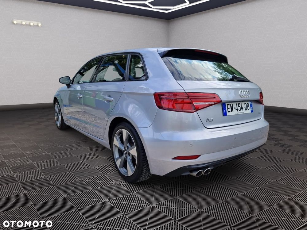Audi A3 Sportback 35 TDI S tronic - 4
