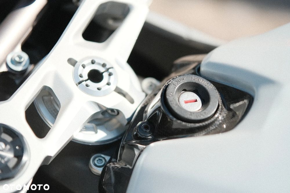 Ducati Panigale 899 - 12