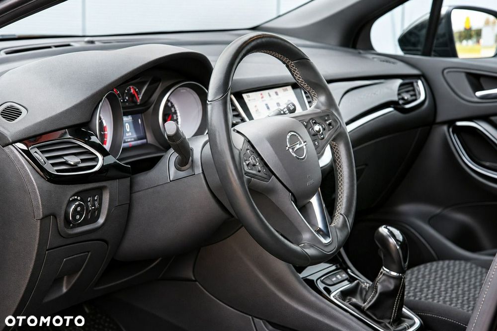 Opel Astra 1.4 T Elite - 18
