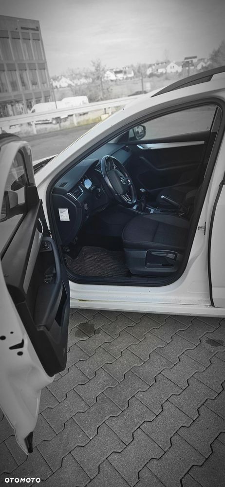 Skoda Octavia ver-iii-kombi-17--20 - 11