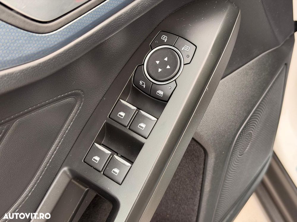 Ford Focus 1.0 EcoBoost Active Business - 36