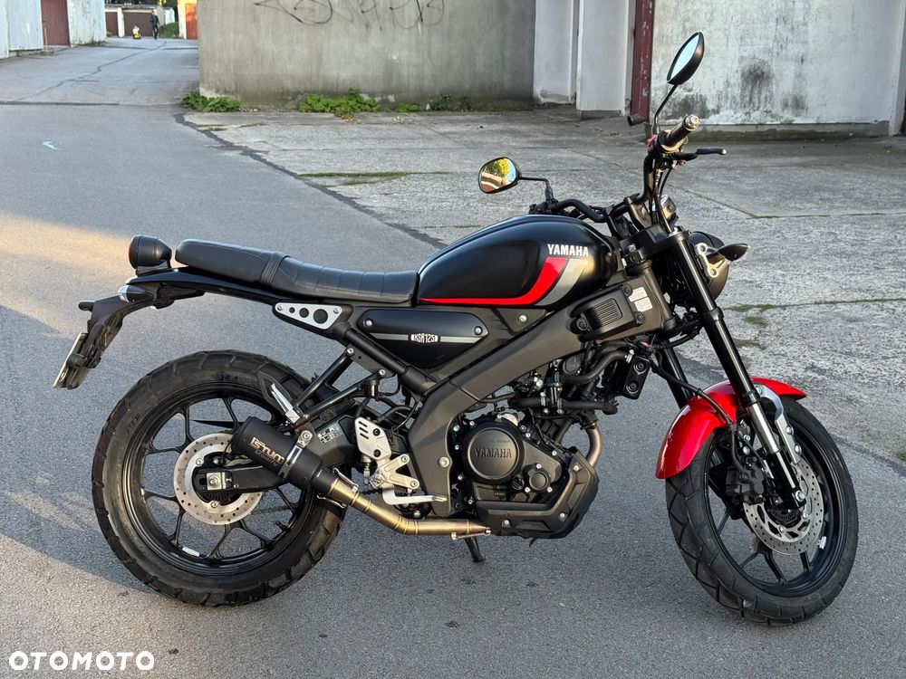 Yamaha XSR - 9