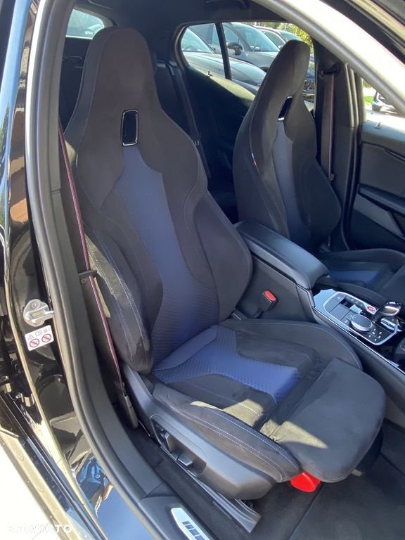 BMW Seria 1 M135i xDrive - 40