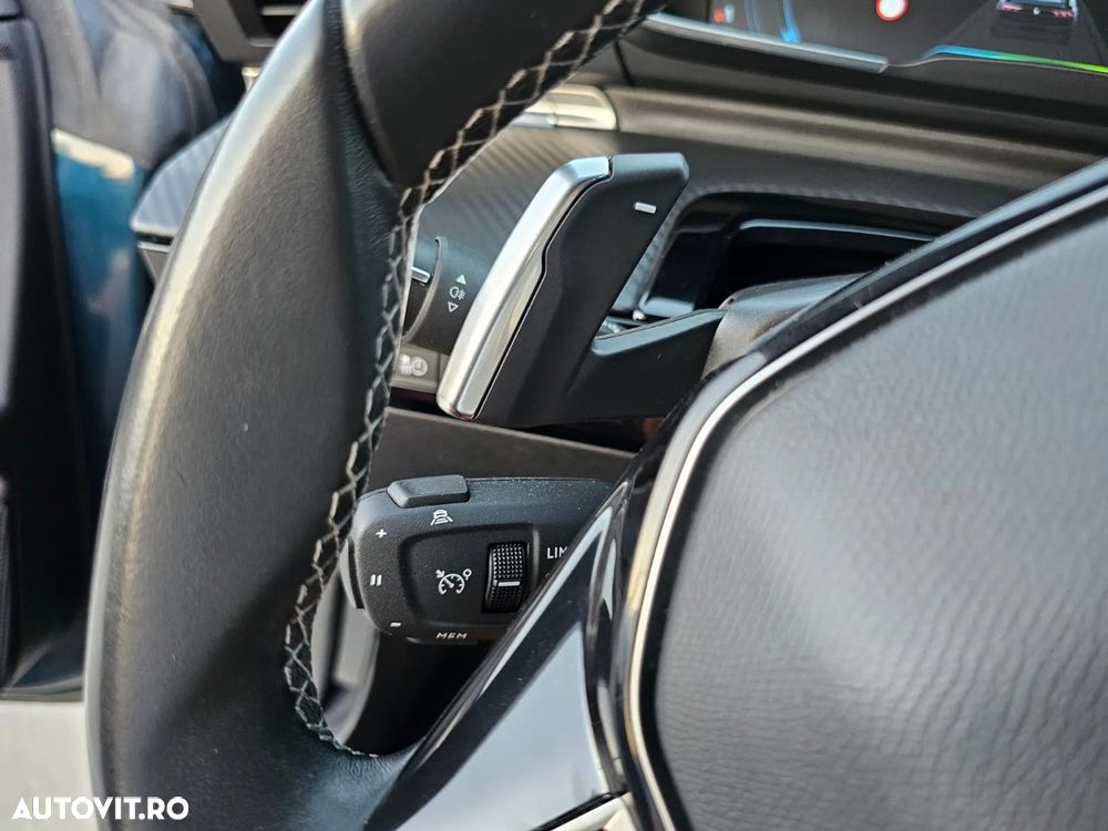 Peugeot 508 Plug-In Hybrid 225 e-EAT8 Allure Pack - 31
