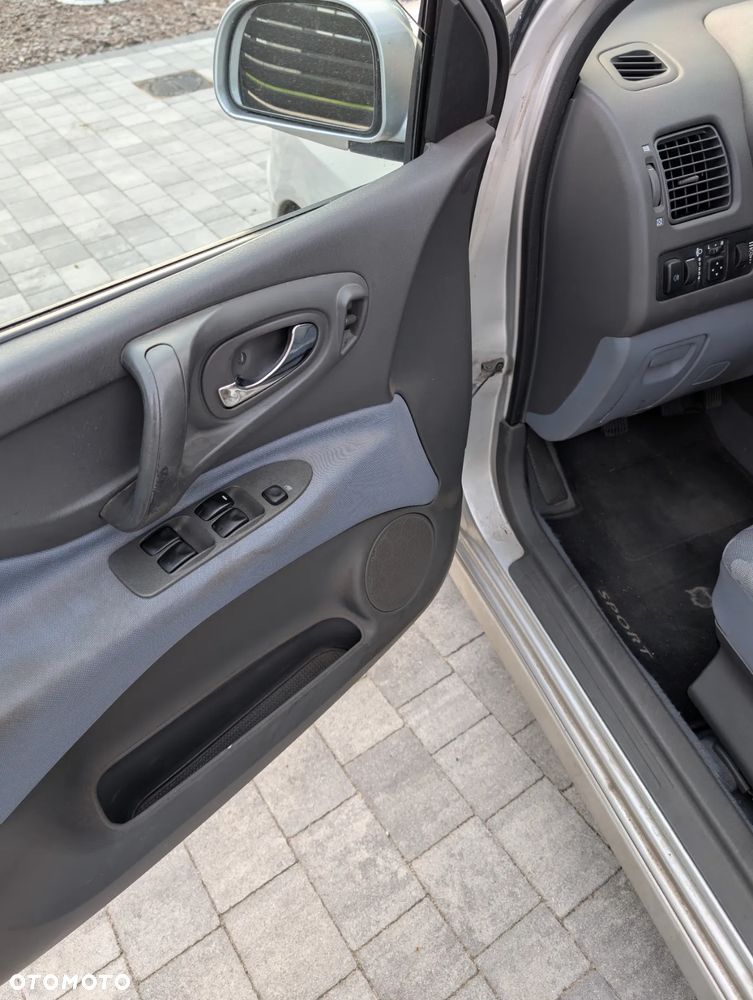 Mitsubishi Space Star 1.8 GDI GLX - 8