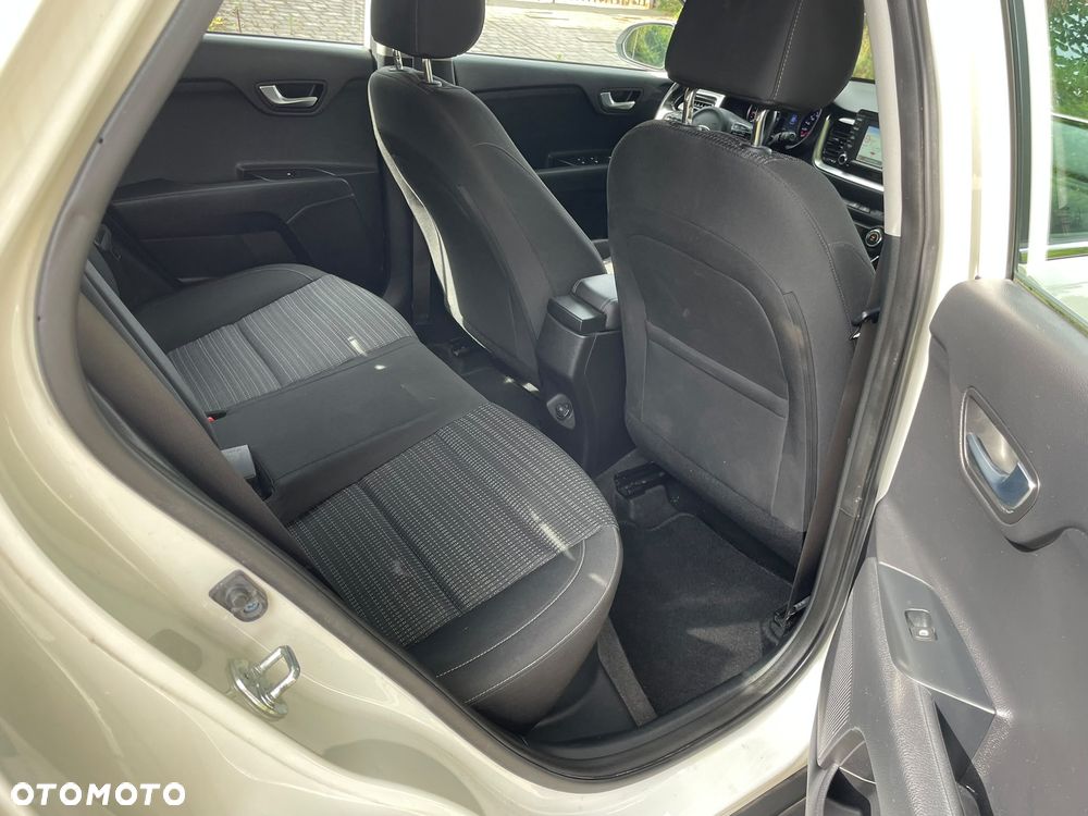 Kia Stonic 1.0 T-GDI MHEV L Business Line DCT - 15