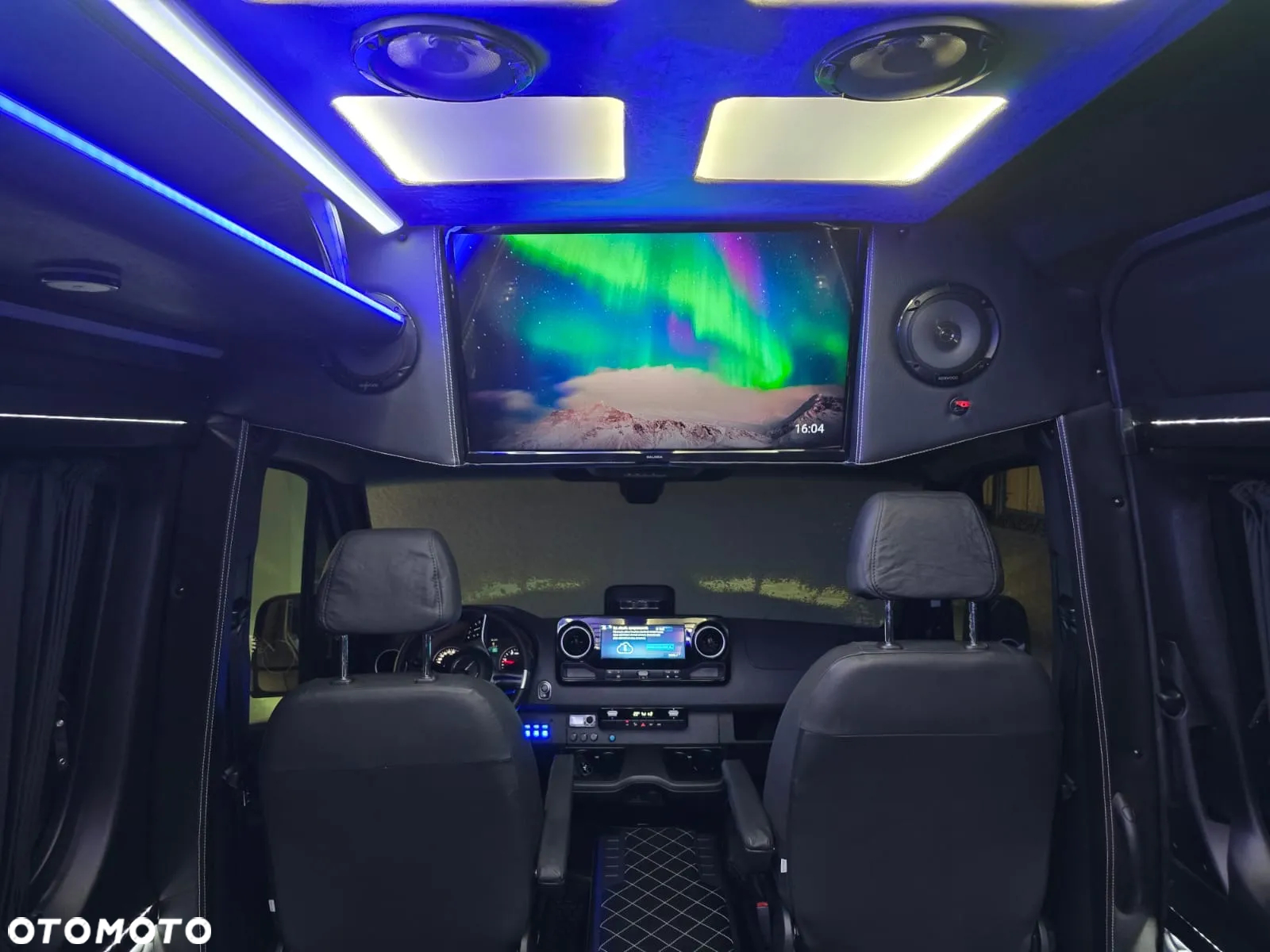 Mercedes-Benz Sprinter - 15