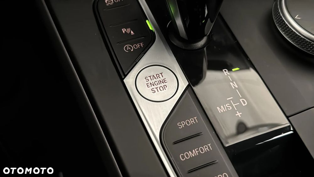 BMW Seria 1 118i Advantage - 17