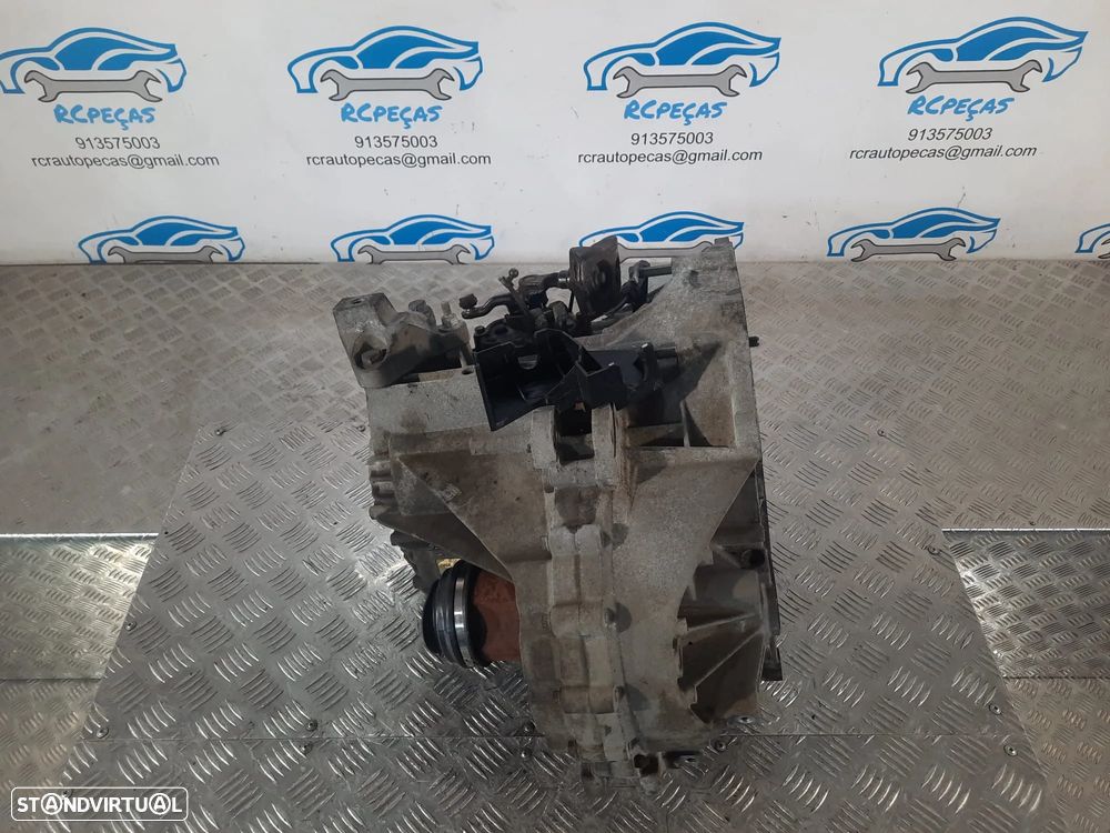 CAIXA VELOCIDADES MANUAL VOLVO S40 II 2 MK2 544 2.0D 16V 136CV D4204T 4M5R7002CE FORD C-MAX CMAX DM2 FOCUS II 2 MK2 VOLVO V50 545 - 8