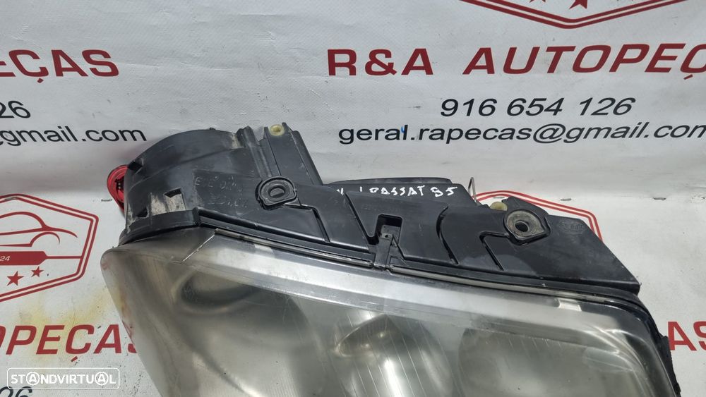 Óticas Faróis Frente Frontal Direita VW Passat 5.5  Xenón 3B7941016M Original - 2