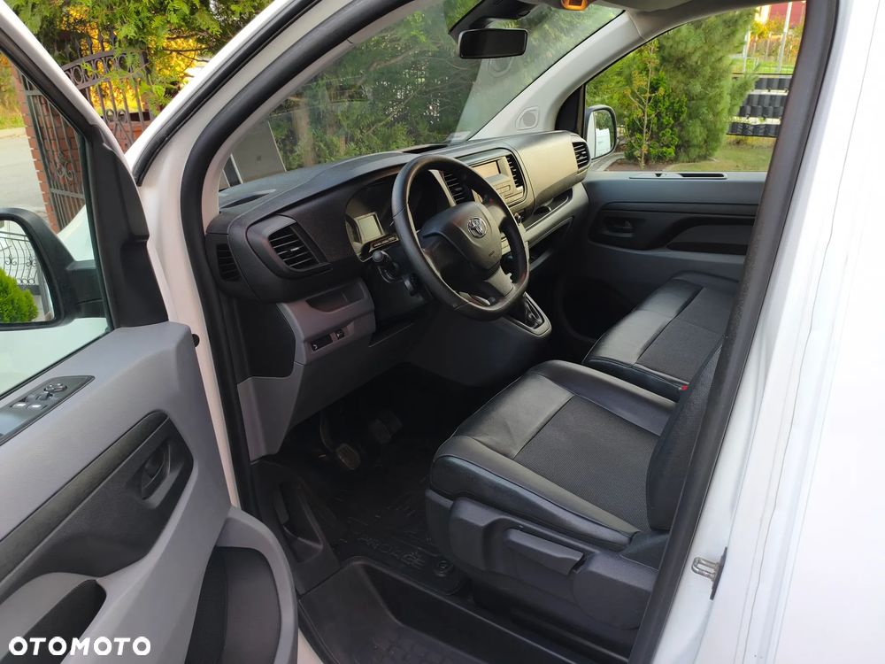 Toyota Prace - 14